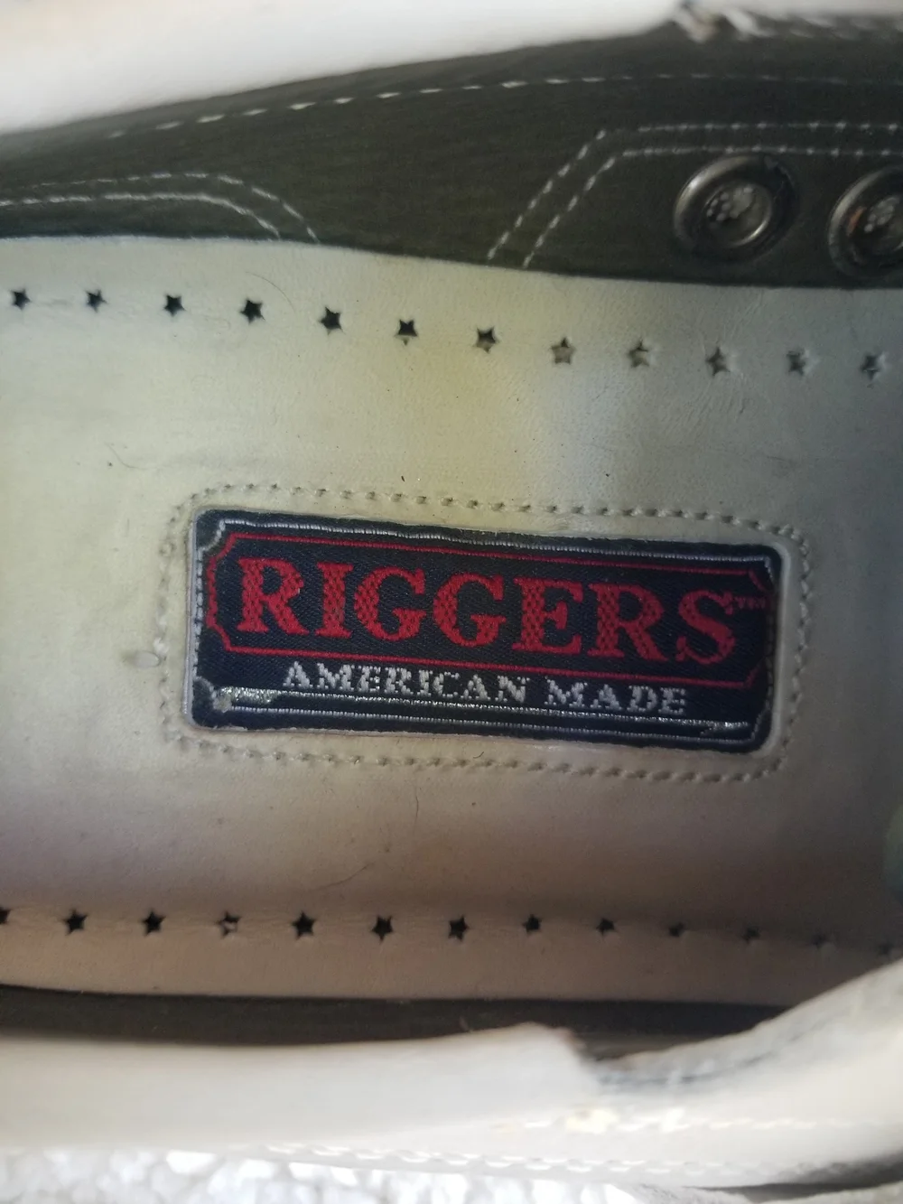Rigger’s White Leather Men’s Boat Shoes